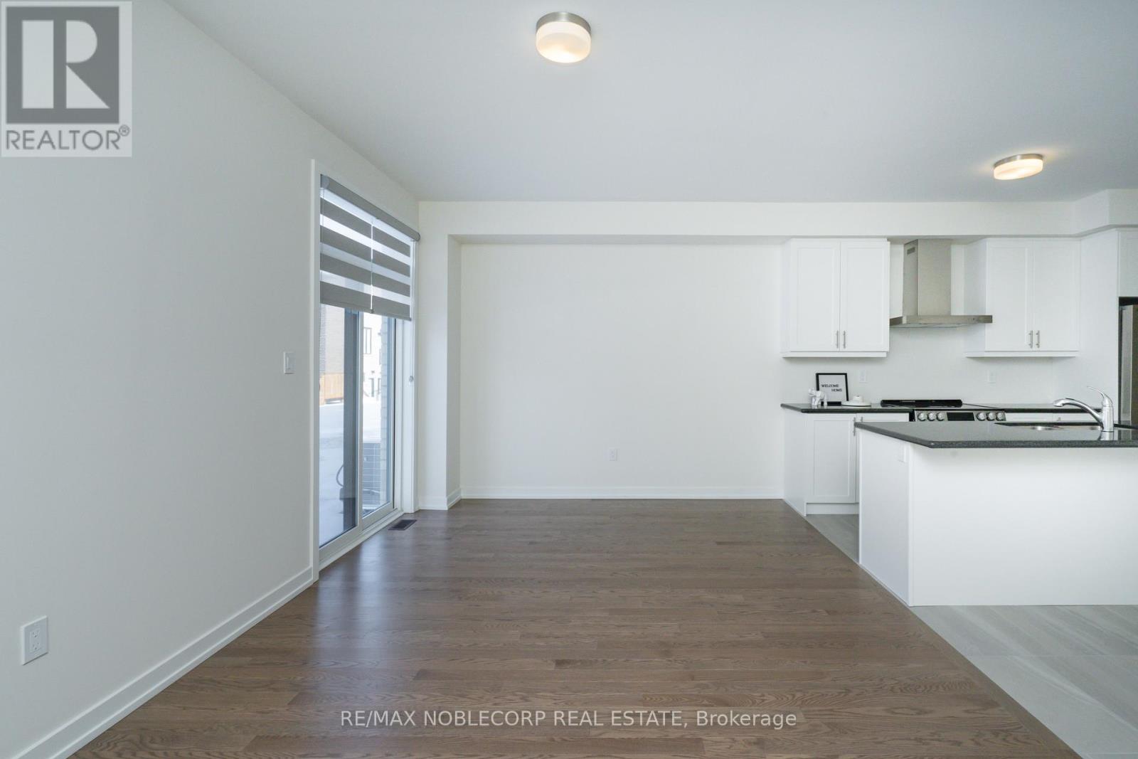 34 Singhampton Road, Vaughan, Ontario  L4H 5J6 - Photo 12 - N12825232