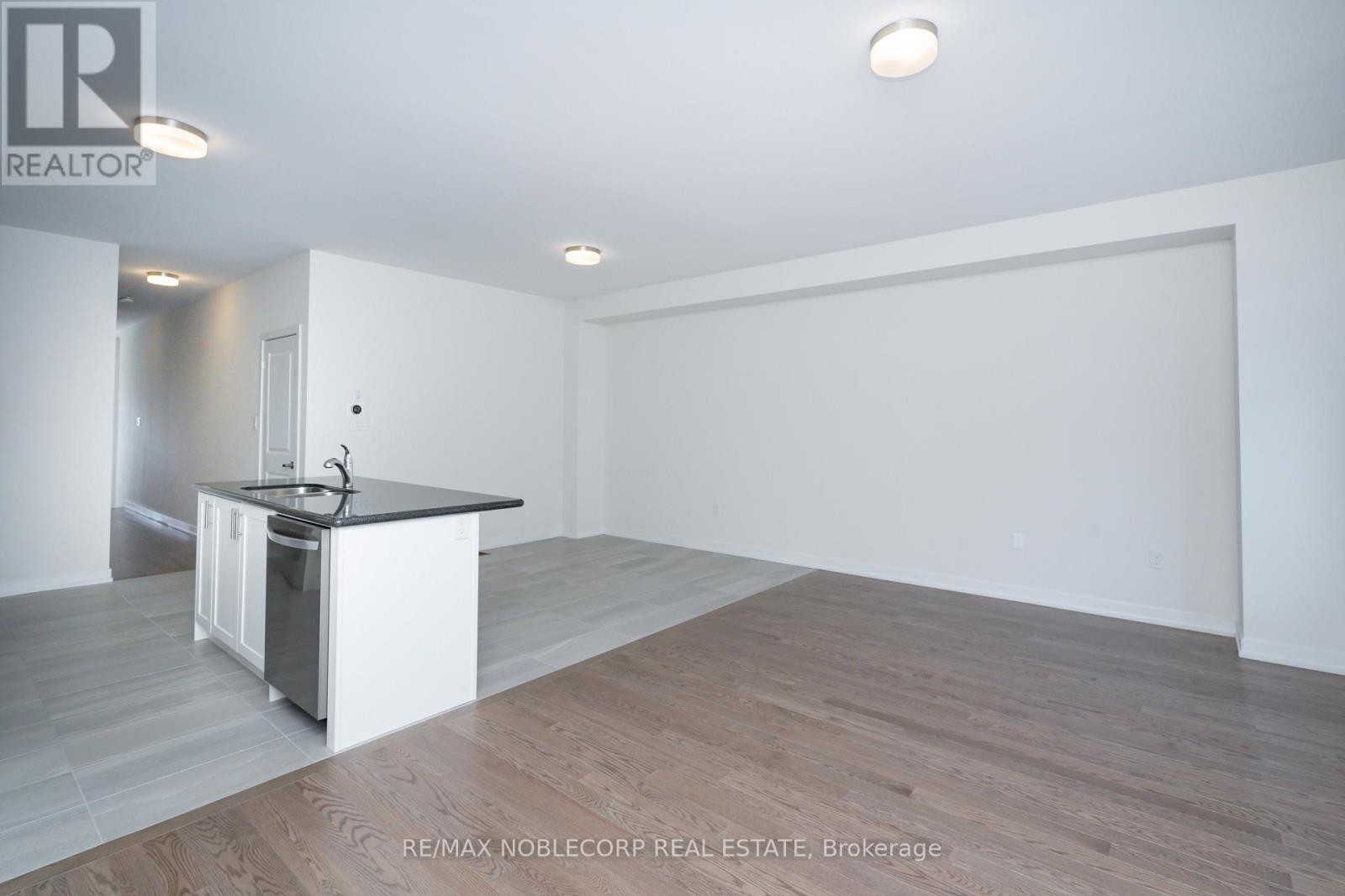 34 Singhampton Road, Vaughan, Ontario  L4H 5J6 - Photo 14 - N12825232