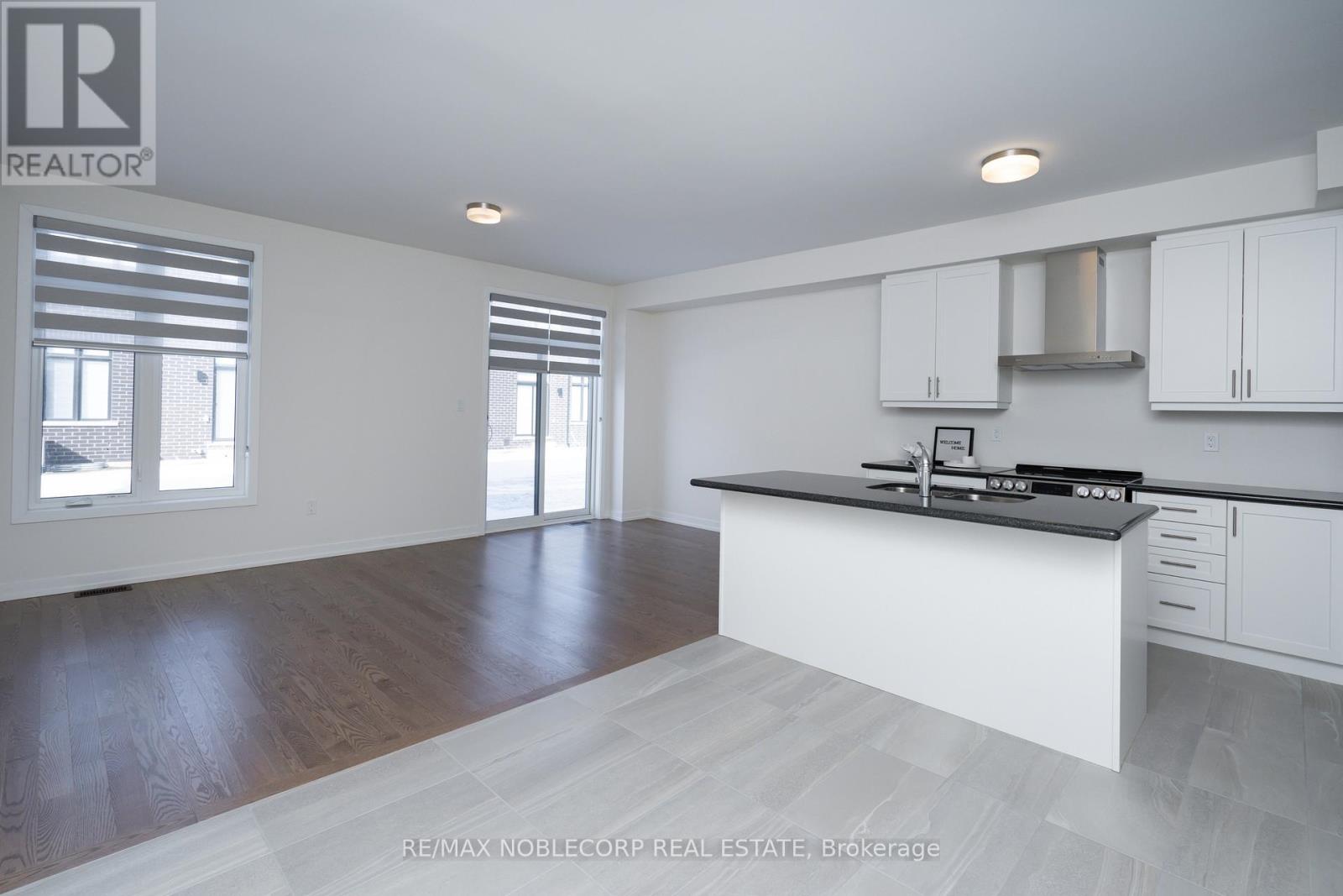 34 Singhampton Road, Vaughan, Ontario  L4H 5J6 - Photo 8 - N12825232