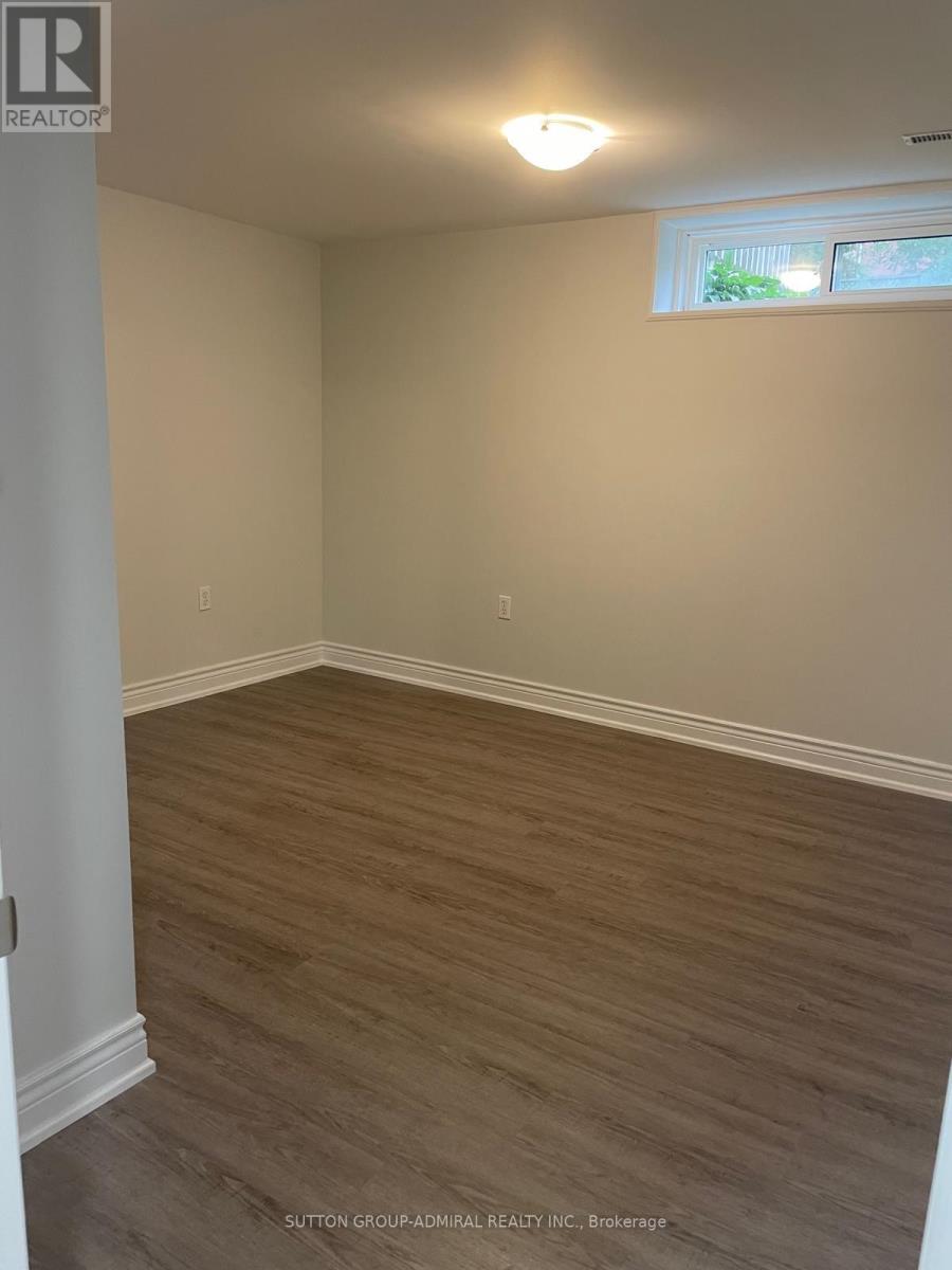 104 Marsellus Drive, Barrie (Holly), Ontario  L4N 8R7 - Photo 6 - S12825248