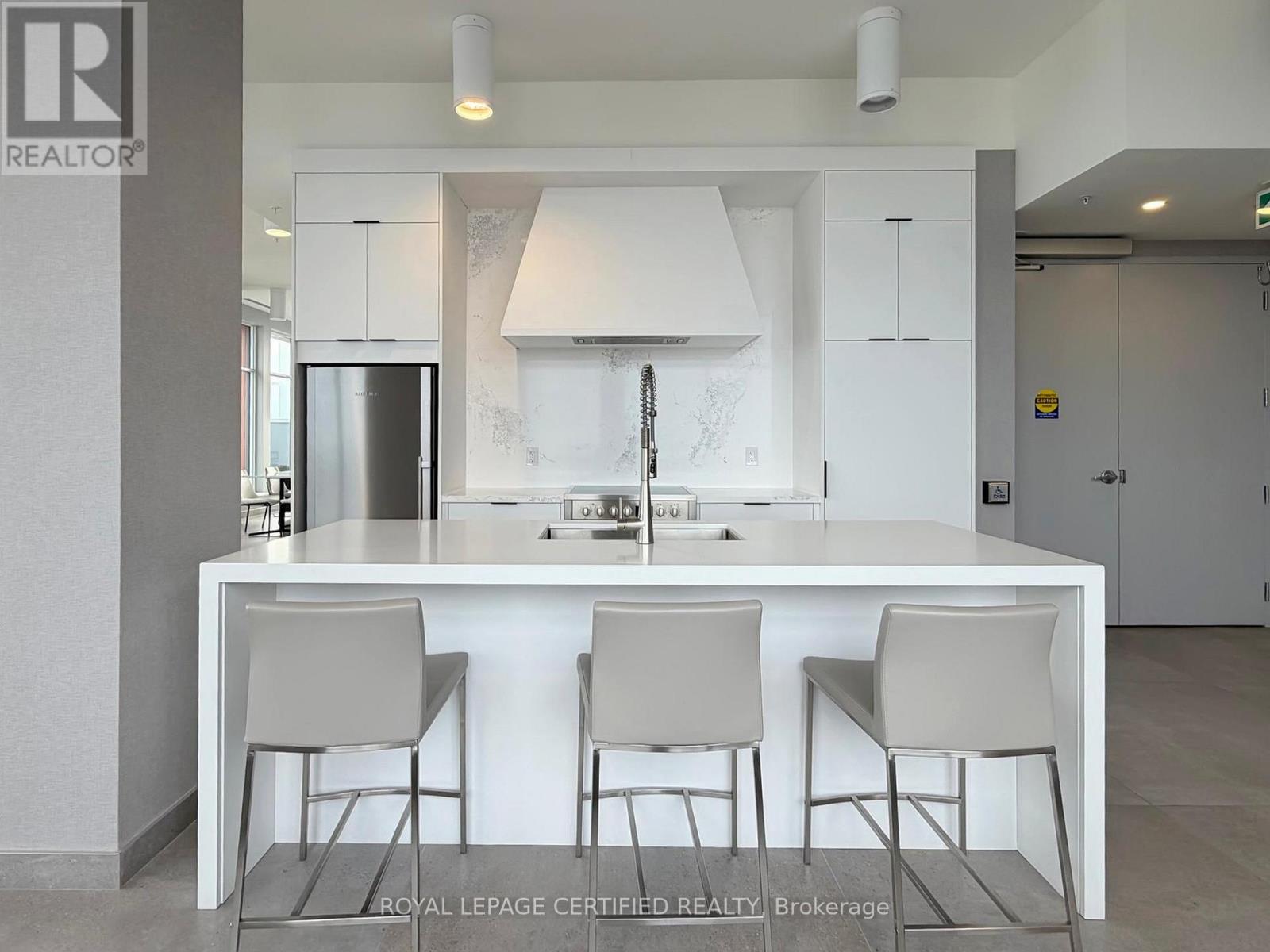 604 - 500 Brock Avenue, Burlington, Ontario  L7S 0A5 - Photo 32 - W12825198