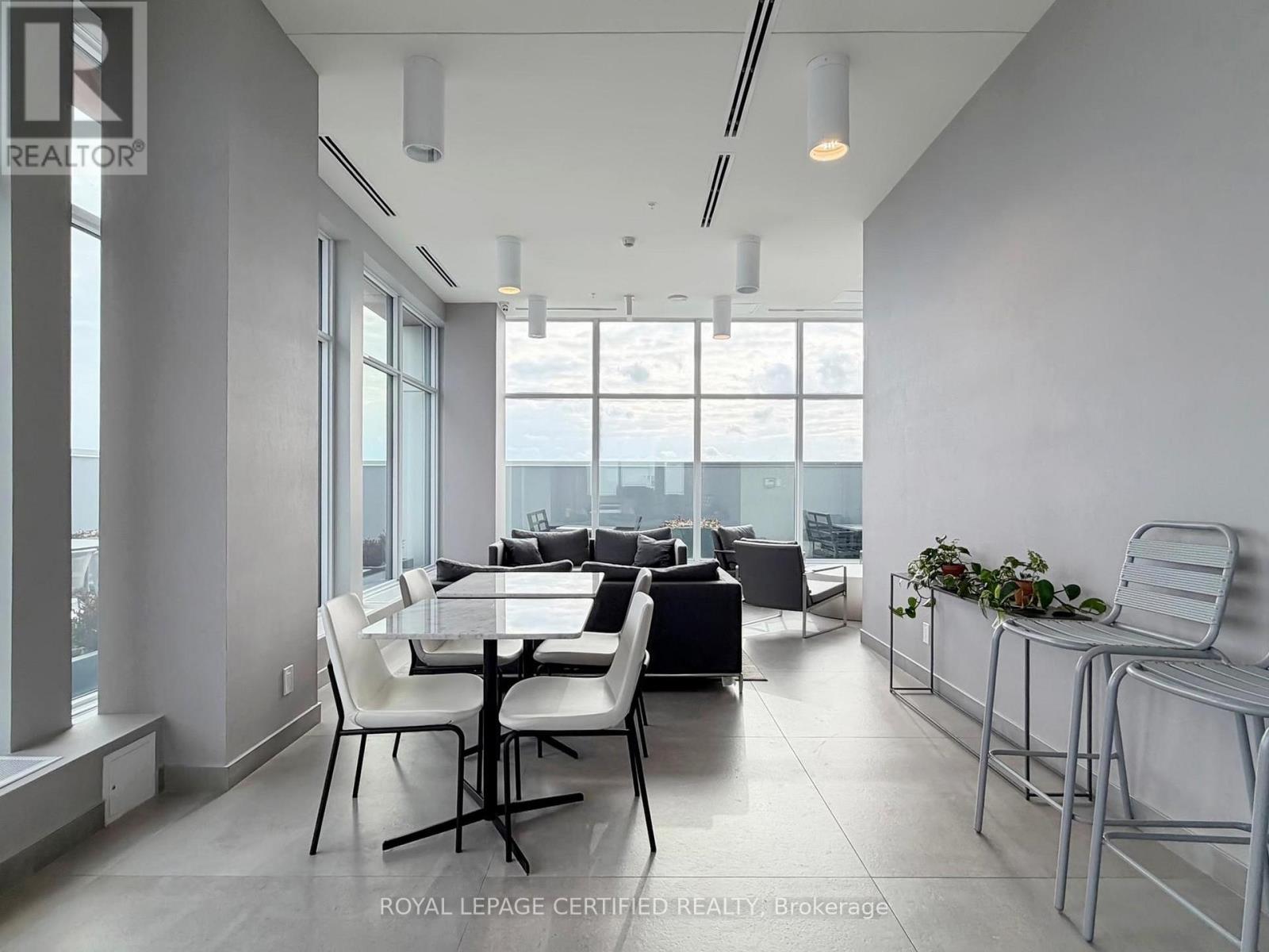 604 - 500 Brock Avenue, Burlington, Ontario  L7S 0A5 - Photo 38 - W12825198