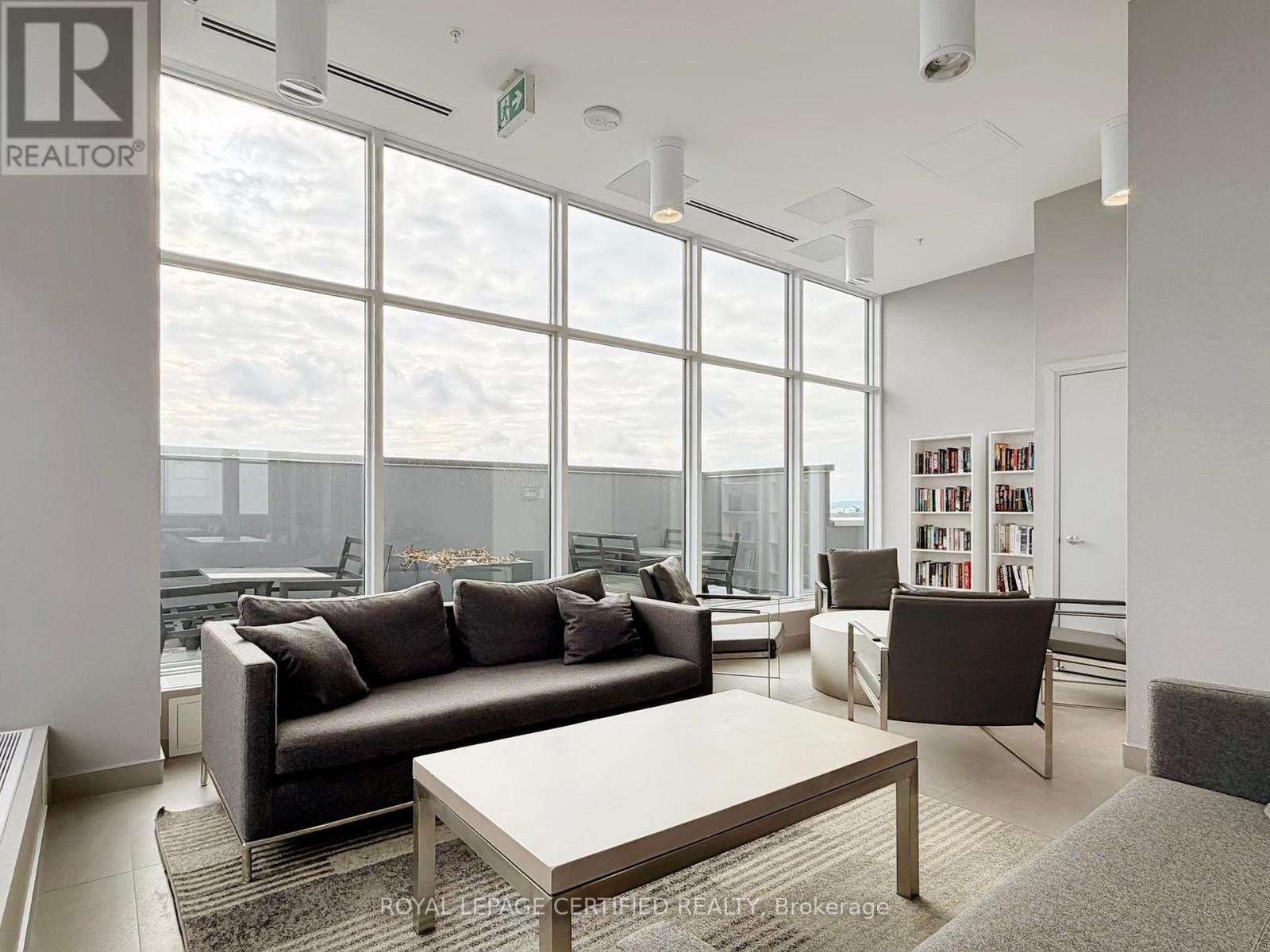 604 - 500 Brock Avenue, Burlington, Ontario  L7S 0A5 - Photo 39 - W12825198