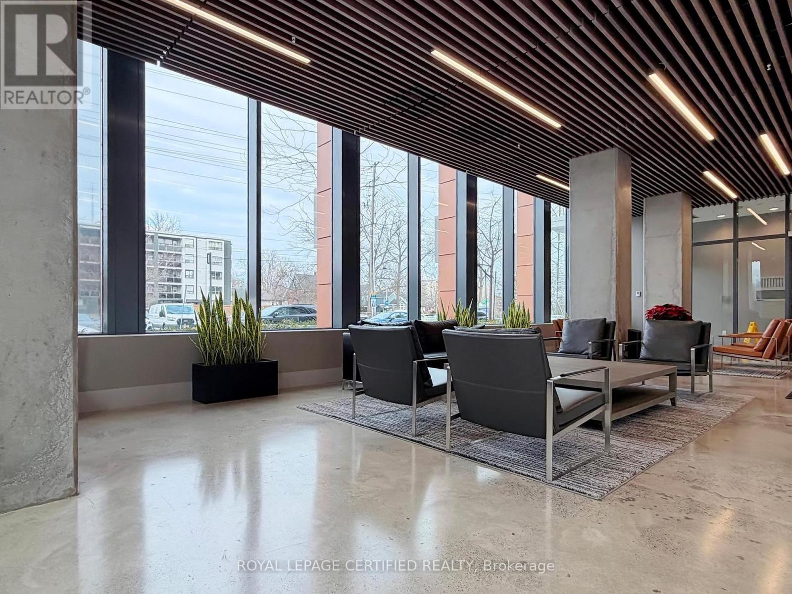 604 - 500 Brock Avenue, Burlington, Ontario  L7S 0A5 - Photo 6 - W12825198