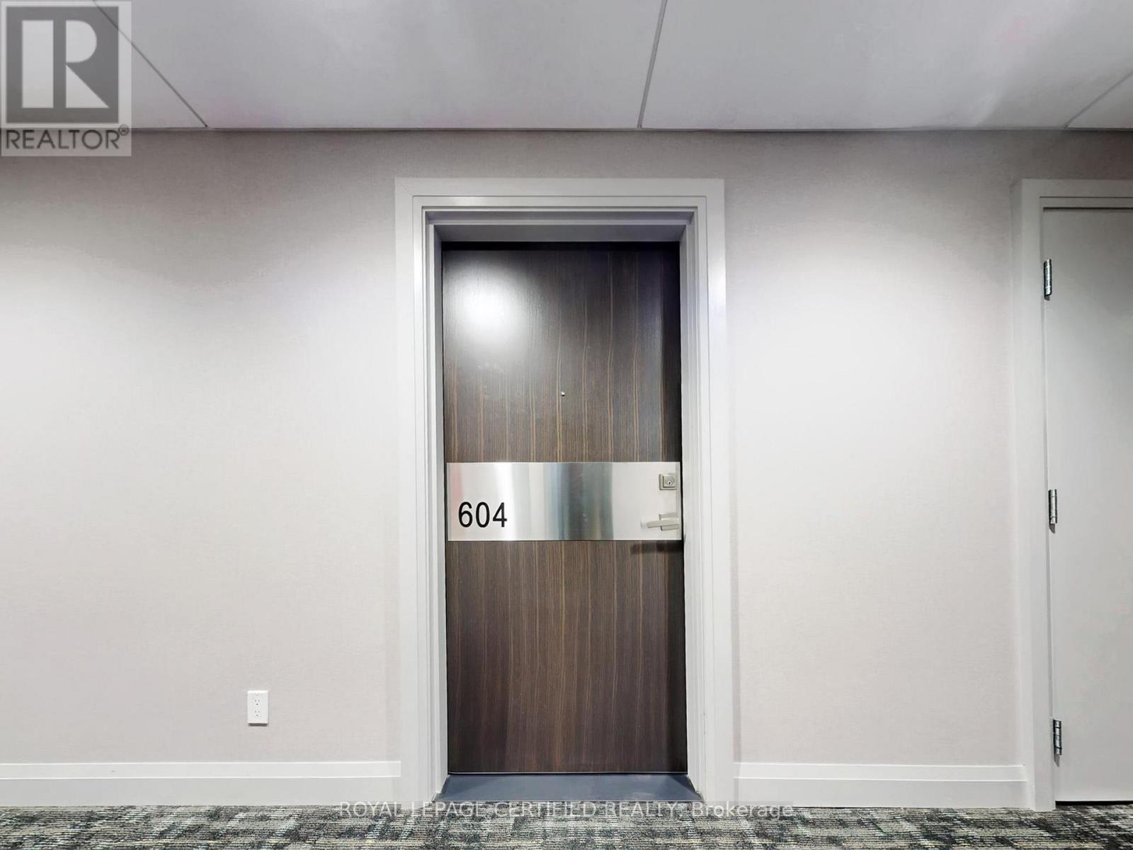 604 - 500 Brock Avenue, Burlington, Ontario  L7S 0A5 - Photo 7 - W12825198