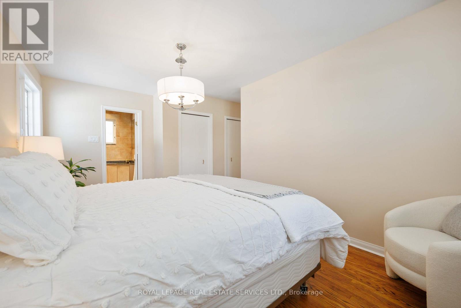2 Cherry Post Crescent, Toronto, Ontario  M9C 2K1 - Photo 25 - W12825236