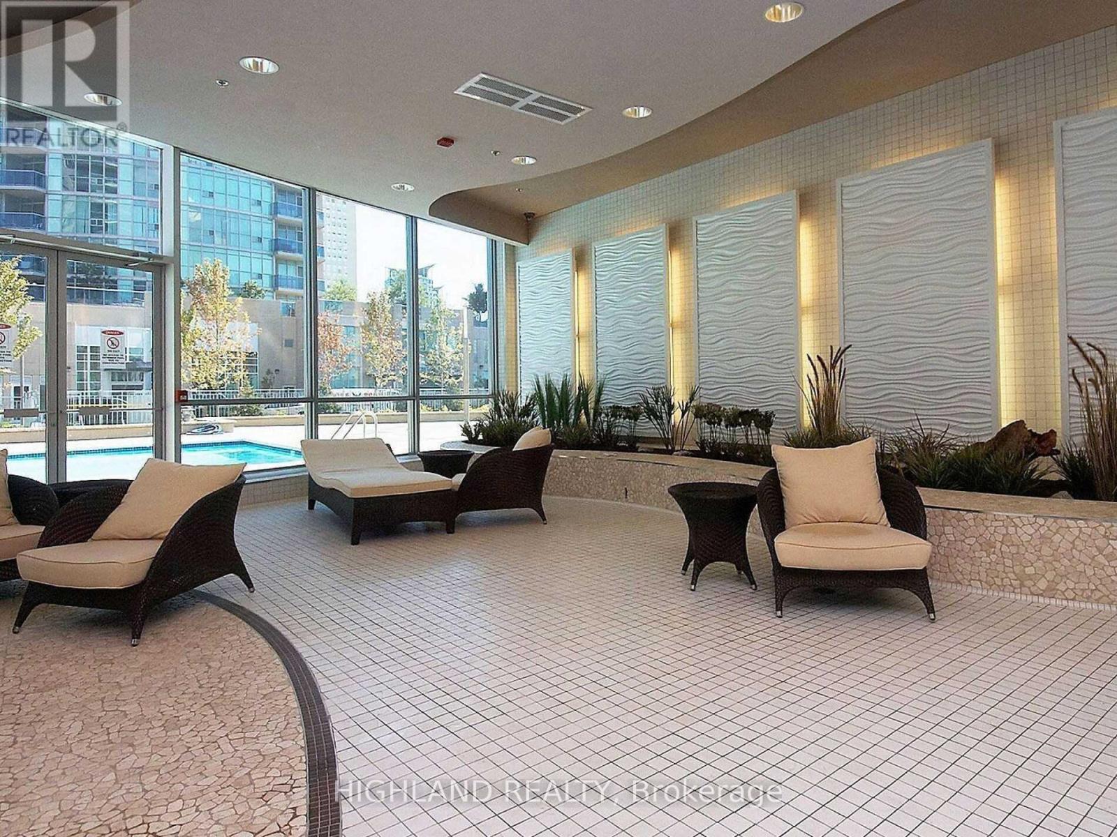 801 - 70 Absolute Avenue, Mississauga, Ontario  L5Z 0A4 - Photo 16 - W12825266