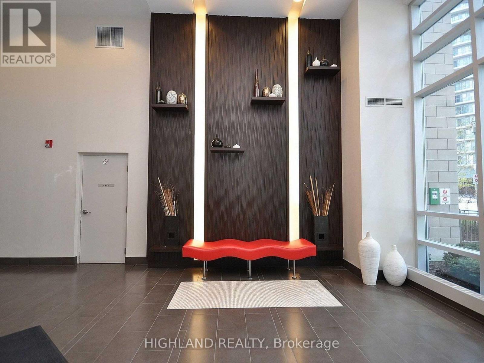 801 - 70 Absolute Avenue, Mississauga, Ontario  L5Z 0A4 - Photo 3 - W12825266