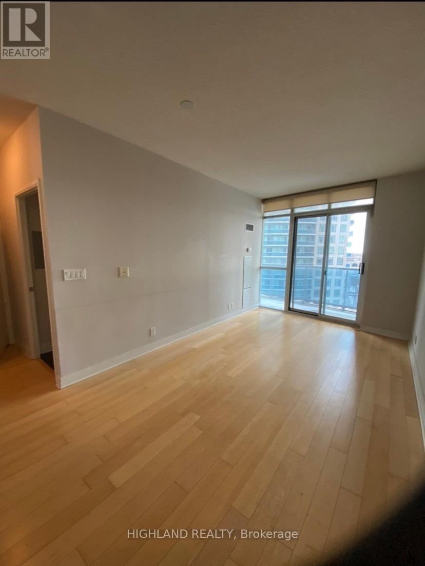 801 - 70 Absolute Avenue, Mississauga, Ontario  L5Z 0A4 - Photo 6 - W12825266
