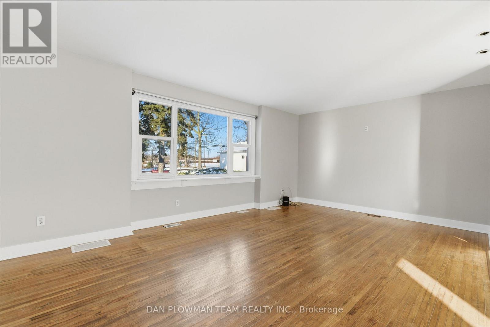 121 Dorset Street E, Port Hope, Ontario  L1A 0A9 - Photo 8 - X12825278