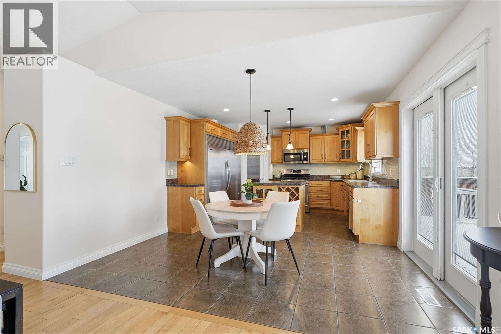 12 Longpre Crescent, Prince Albert, Saskatchewan  S6X 1C8 - Photo 9 - SK029251