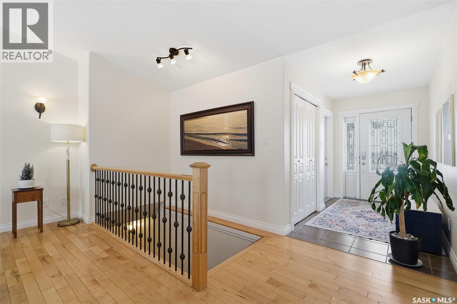 12 Longpre Crescent, Prince Albert, Saskatchewan  S6X 1C8 - Photo 4 - SK029251