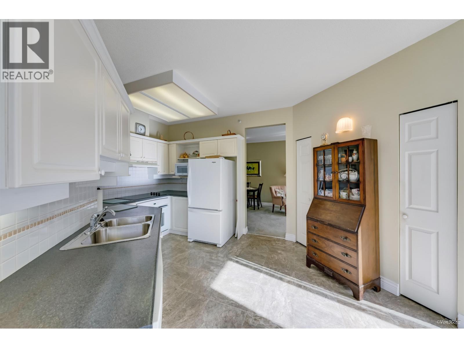 315 2985 Princess Crescent, Coquitlam, British Columbia  V3B 7P3 - Photo 21 - R3094065