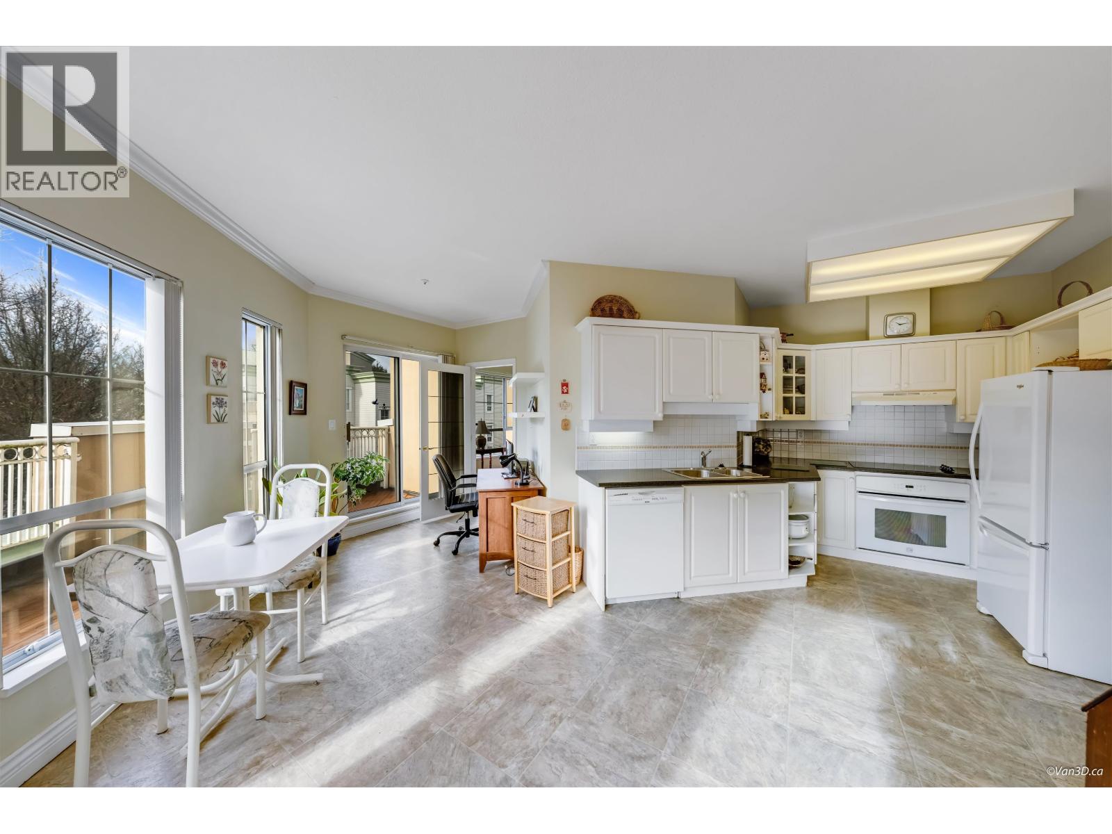 315 2985 Princess Crescent, Coquitlam, British Columbia  V3B 7P3 - Photo 15 - R3094065