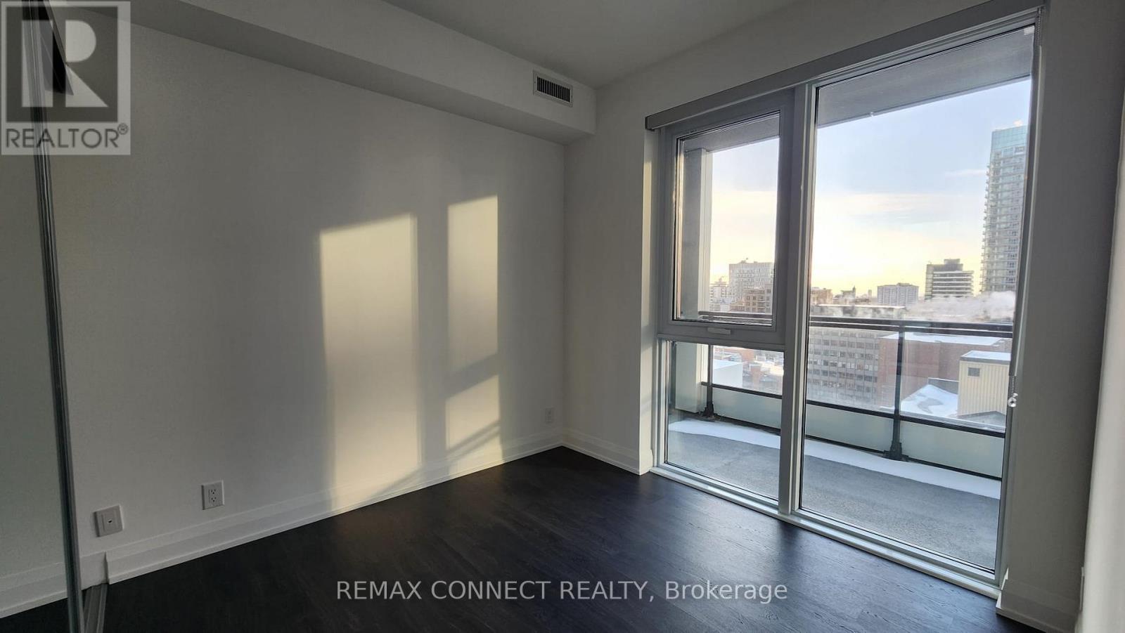 1608 - 65 Broadway Avenue, Toronto, Ontario  M4P 1T9 - Photo 22 - C12764004