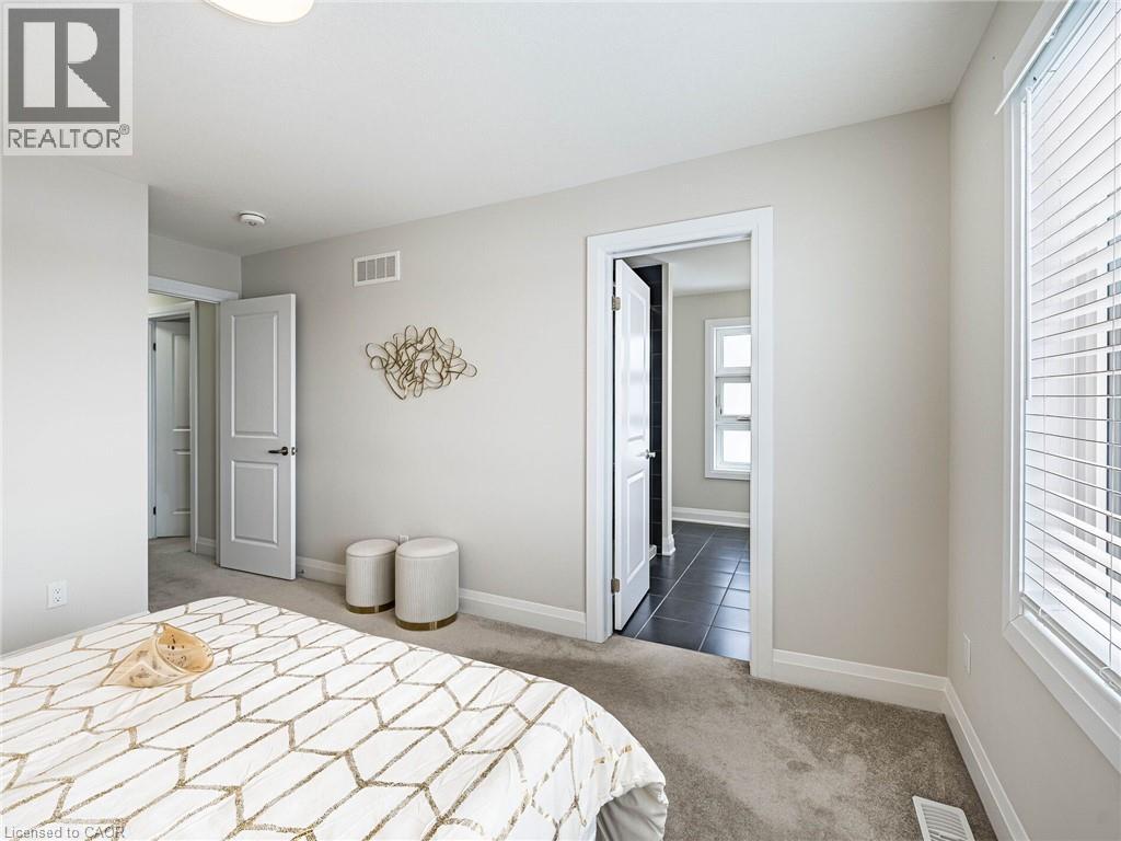 677 Thomas Slee Drive, Kitchener, Ontario  N2P 0J1 - Photo 23 - 40808114