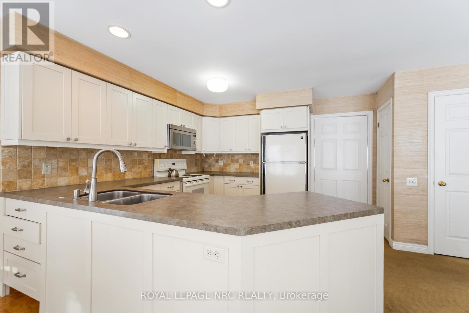 192 Woodside Drive, St. Catharines, Ontario  L2T 1X6 - Photo 14 - X12824688