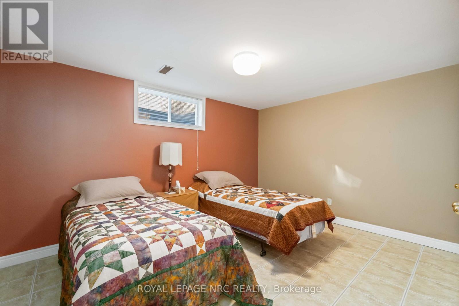 192 Woodside Drive, St. Catharines, Ontario  L2T 1X6 - Photo 29 - X12824688