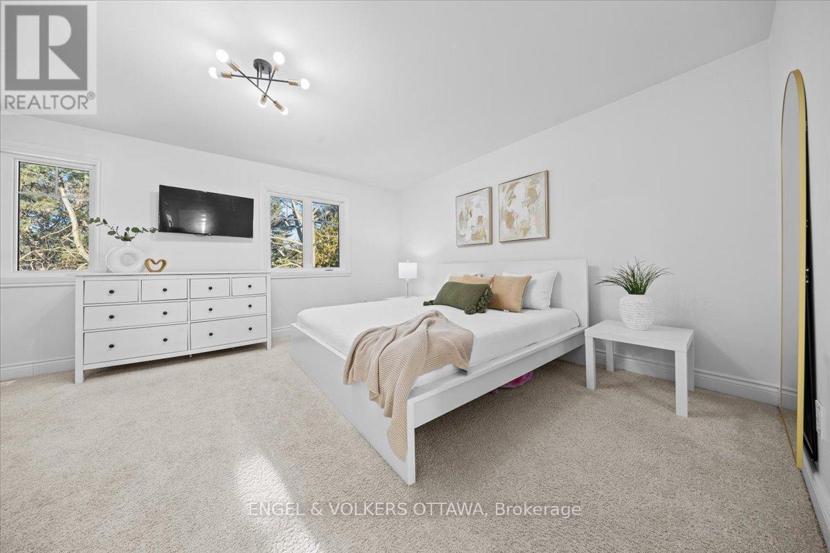 273 Dion Avenue, Clarence-Rockland, Ontario  K4K 0M4 - Photo 17 - X12825292