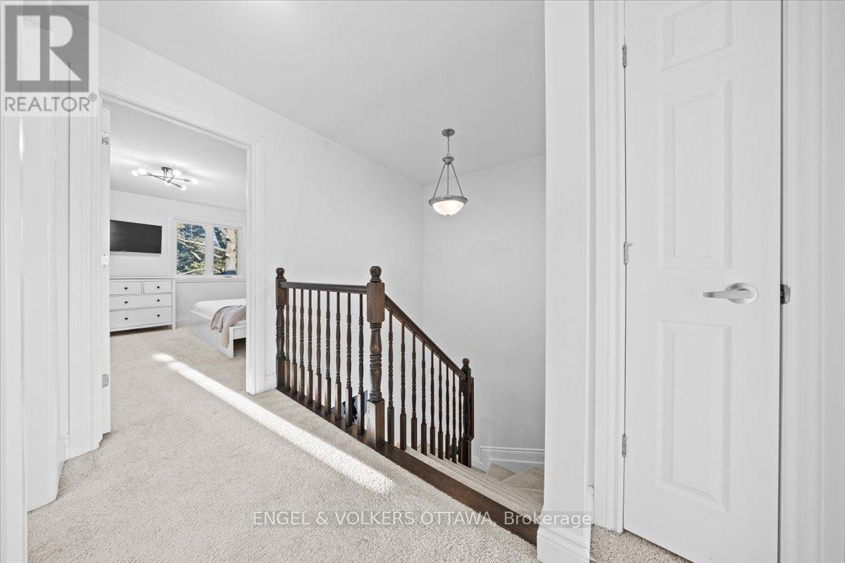 273 Dion Avenue, Clarence-Rockland, Ontario  K4K 0M4 - Photo 22 - X12825292