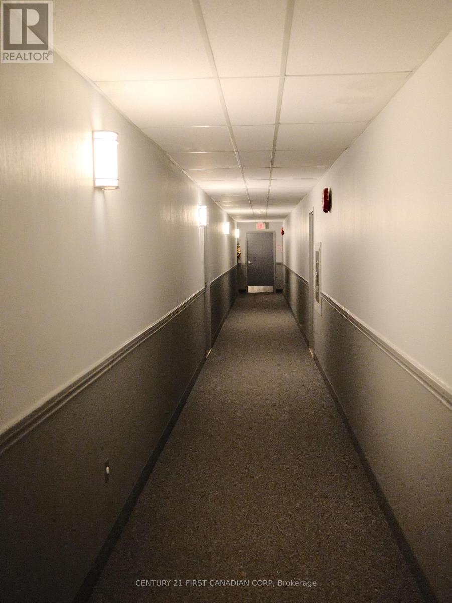 107 - 1600 Adelaide Street N, London North, Ontario  N5X 3H6 - Photo 49 - X12824174