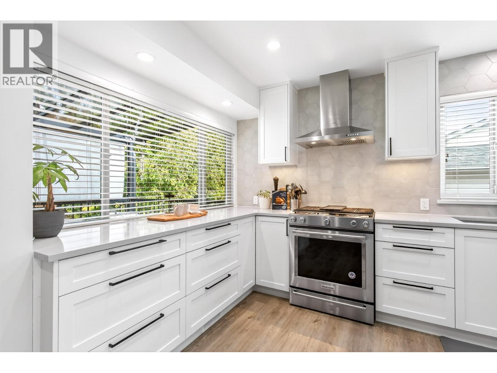 969 Mansfield Crescent, Port Coquitlam, British Columbia  V3B 6H3 - Photo 22 - R3094092