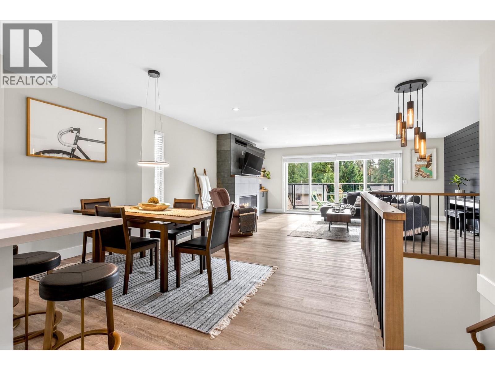 969 Mansfield Crescent, Port Coquitlam, British Columbia  V3B 6H3 - Photo 9 - R3094092