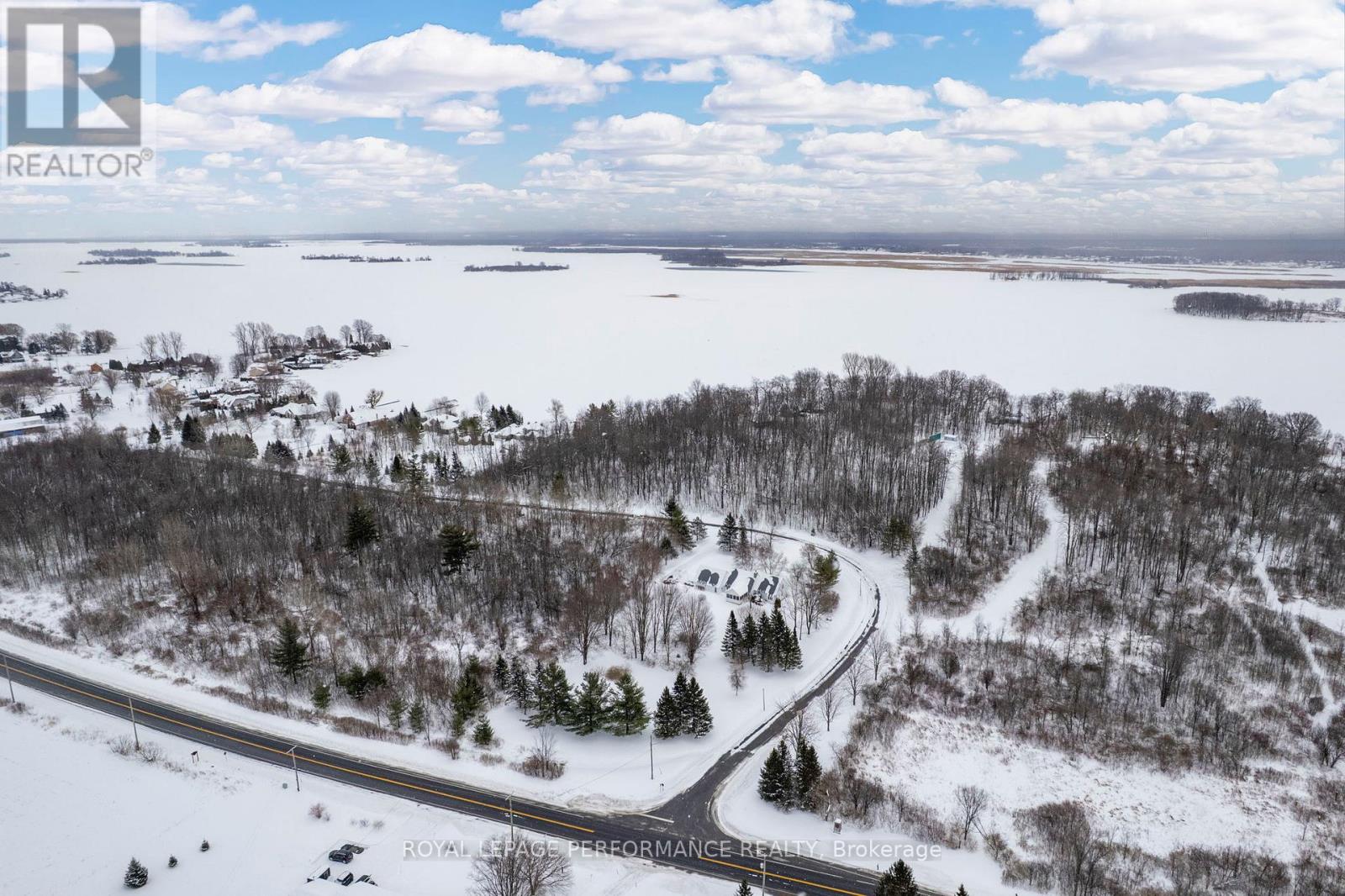 18537 Stonehouse Point Road, South Glengarry, Ontario  K6H 5R5 - Photo 48 - X12821848