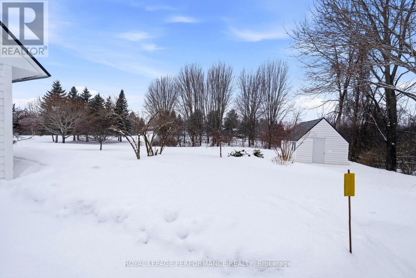 18537 Stonehouse Point Road, South Glengarry, Ontario  K6H 5R5 - Photo 45 - X12821848