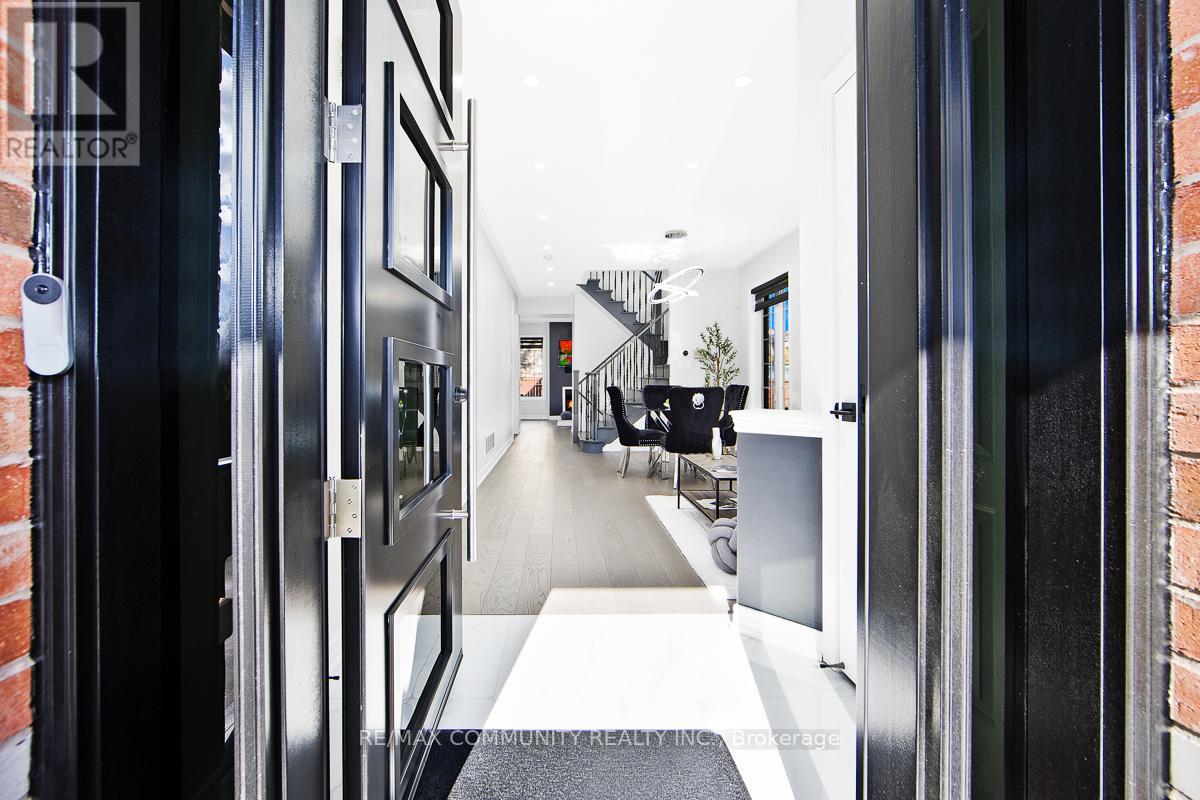 37 Mantle Avenue, Whitchurch-Stouffville, Ontario  L4A 0M7 - Photo 24 - N12825294