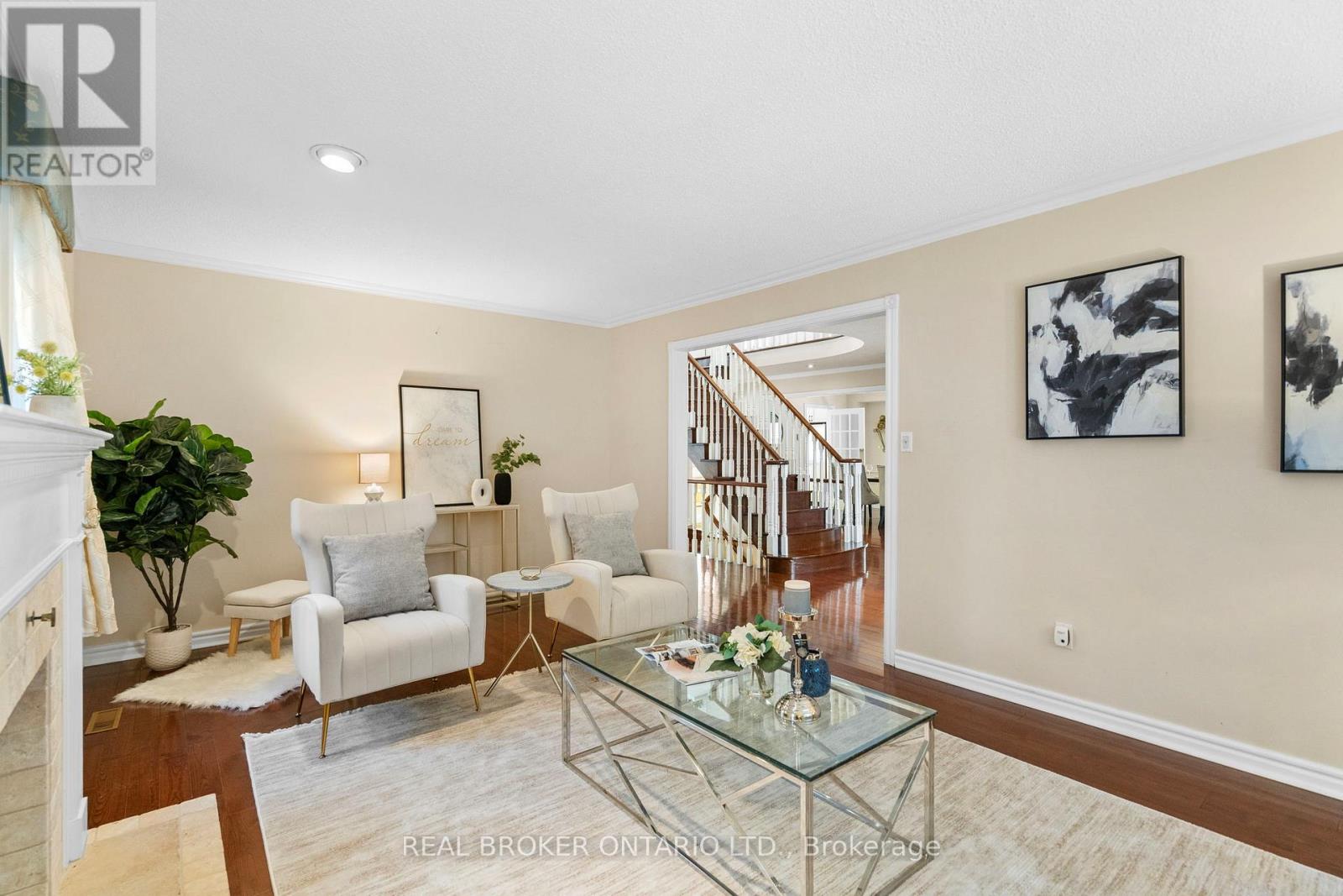 36 Ellingwood Court, Markham, Ontario  L3R 8A7 - Photo 16 - N12825304