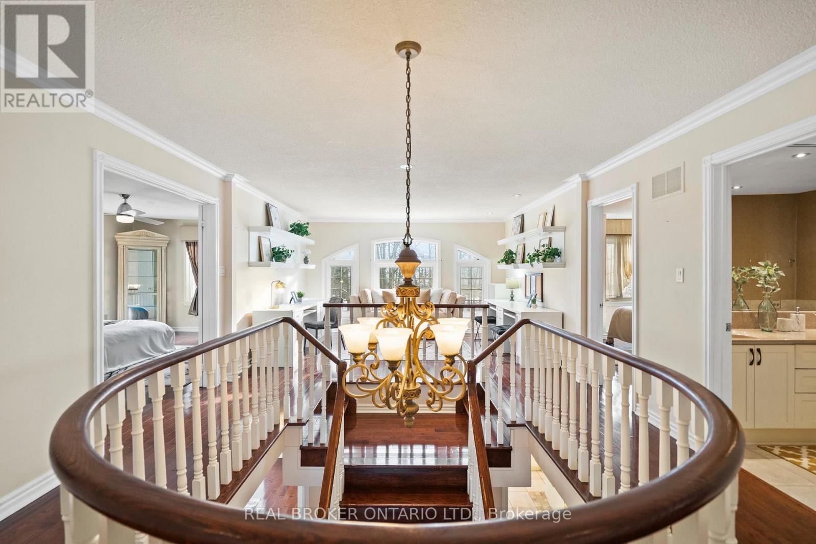 36 Ellingwood Court, Markham, Ontario  L3R 8A7 - Photo 21 - N12825304