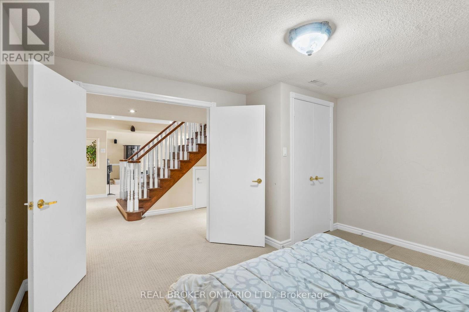 36 Ellingwood Court, Markham, Ontario  L3R 8A7 - Photo 38 - N12825304