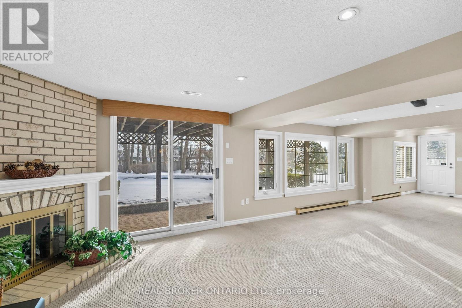 36 Ellingwood Court, Markham, Ontario  L3R 8A7 - Photo 43 - N12825304