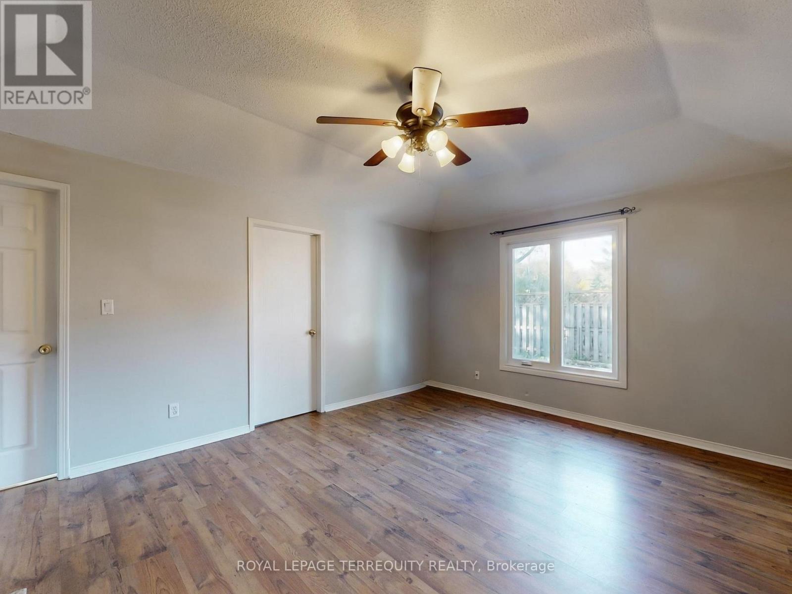 40 Brennan Avenue, Barrie, Ontario  L4N 3X3 - Photo 15 - S12440160