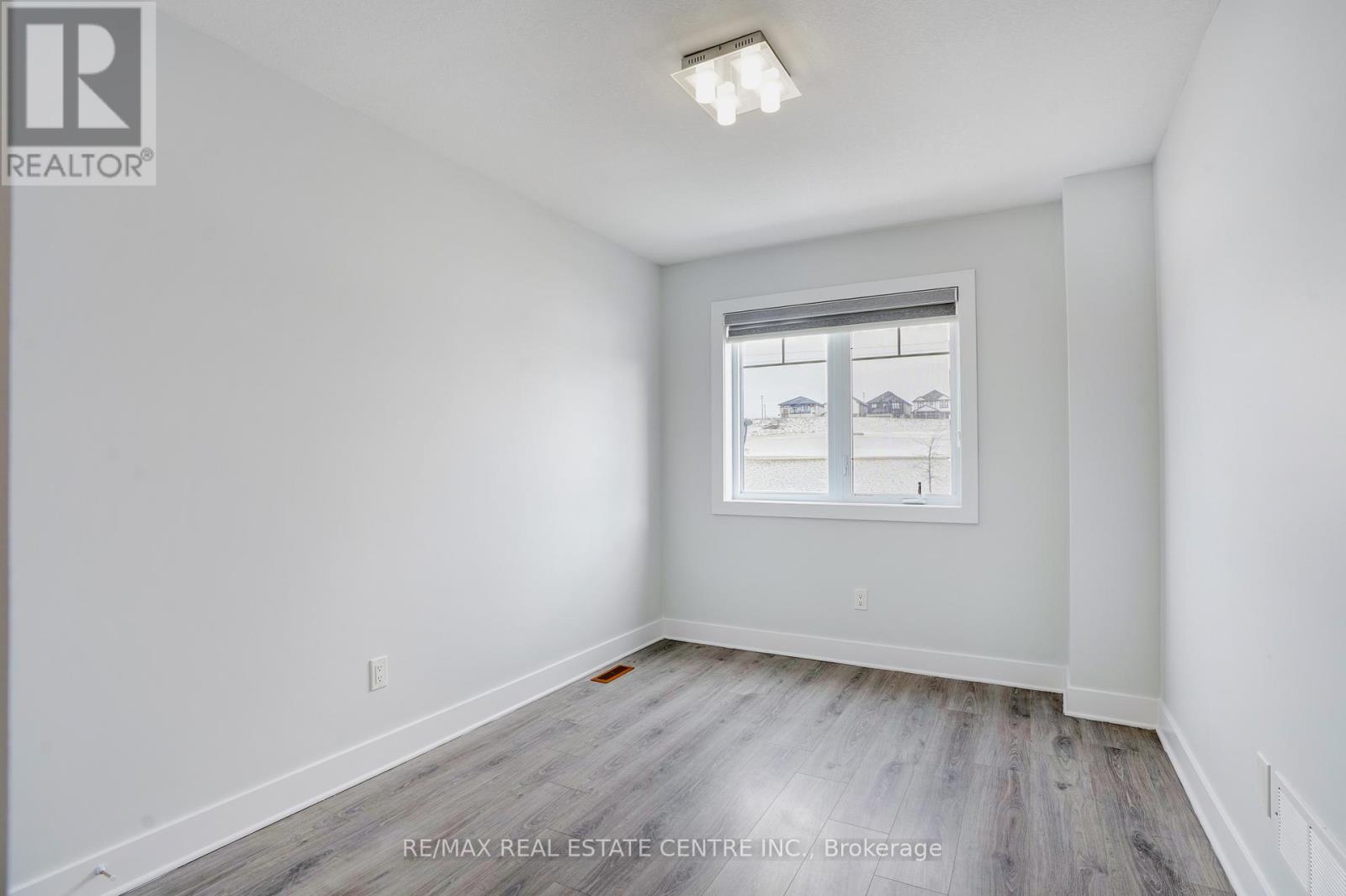 24 - 2621 Holbrook Drive, London South, Ontario  N6M 0G2 - Photo 32 - X12818788