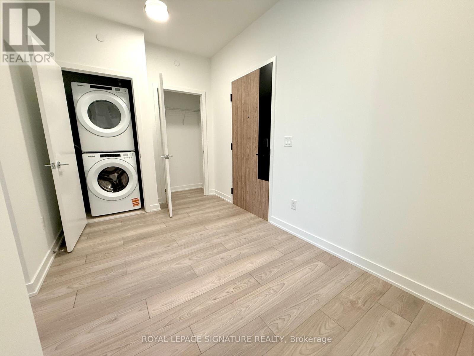 705 - 1007 The Queensway, Toronto, Ontario  M8Z 6C7 - Photo 3 - W12825284