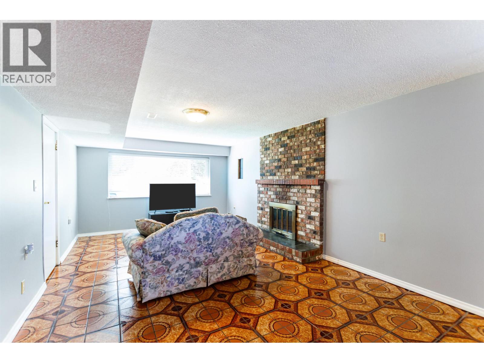 6072 Selma Avenue, Burnaby, British Columbia  V5H 3R2 - Photo 24 - R3093926