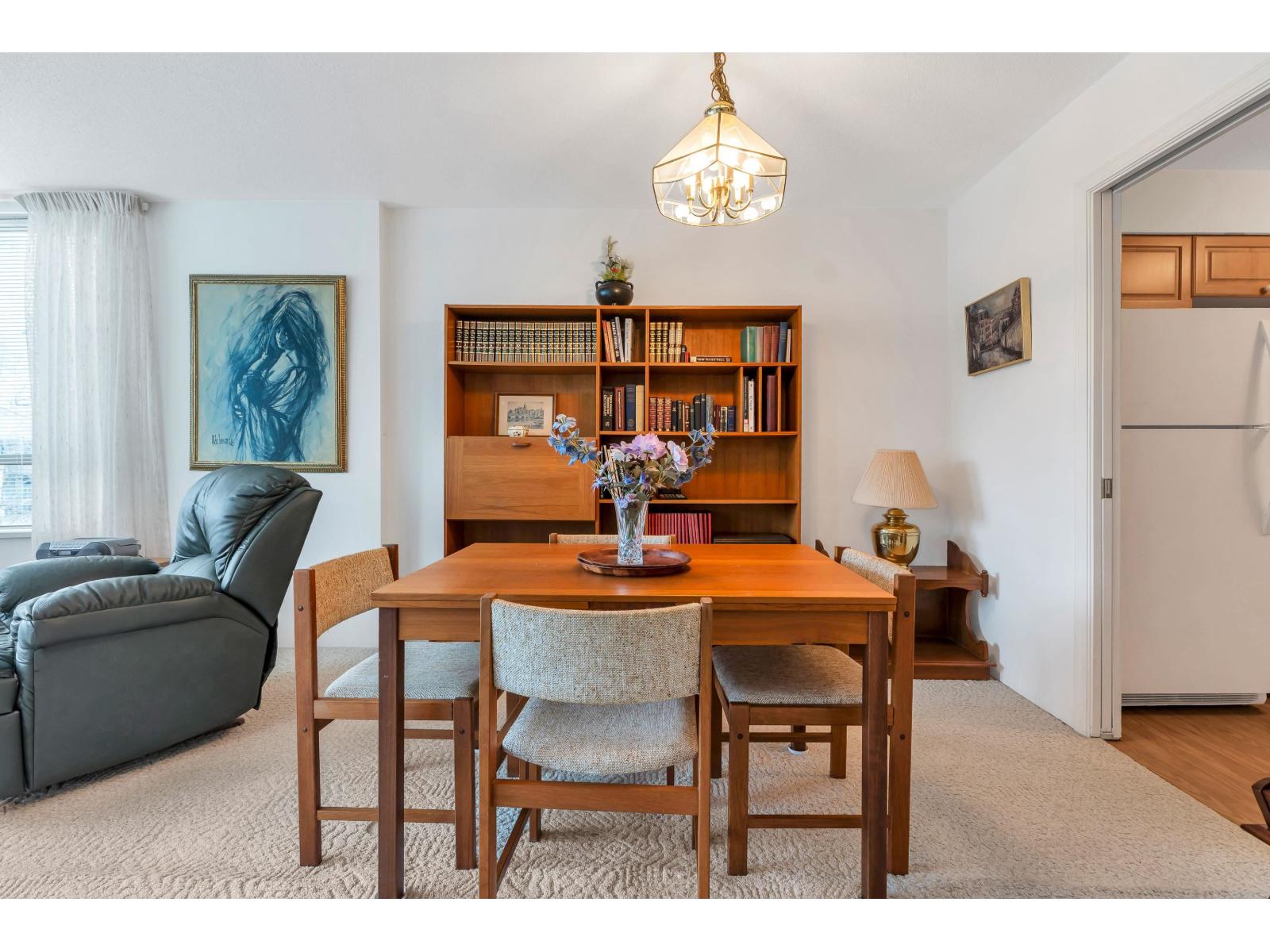 306 15030 101 Avenue, Surrey, British Columbia  V3R 0N3 - Photo 9 - R3088865