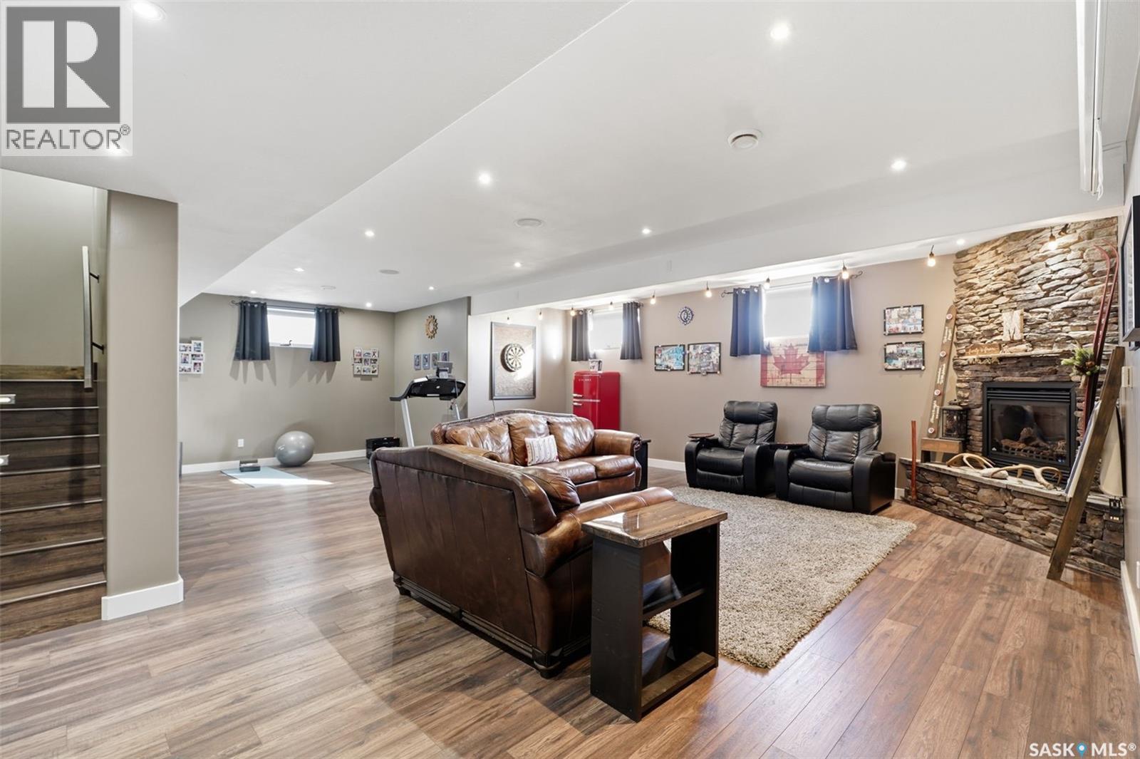 307 Brookside Drive, Warman, Saskatchewan  S0K 0A1 - Photo 16 - SK029194