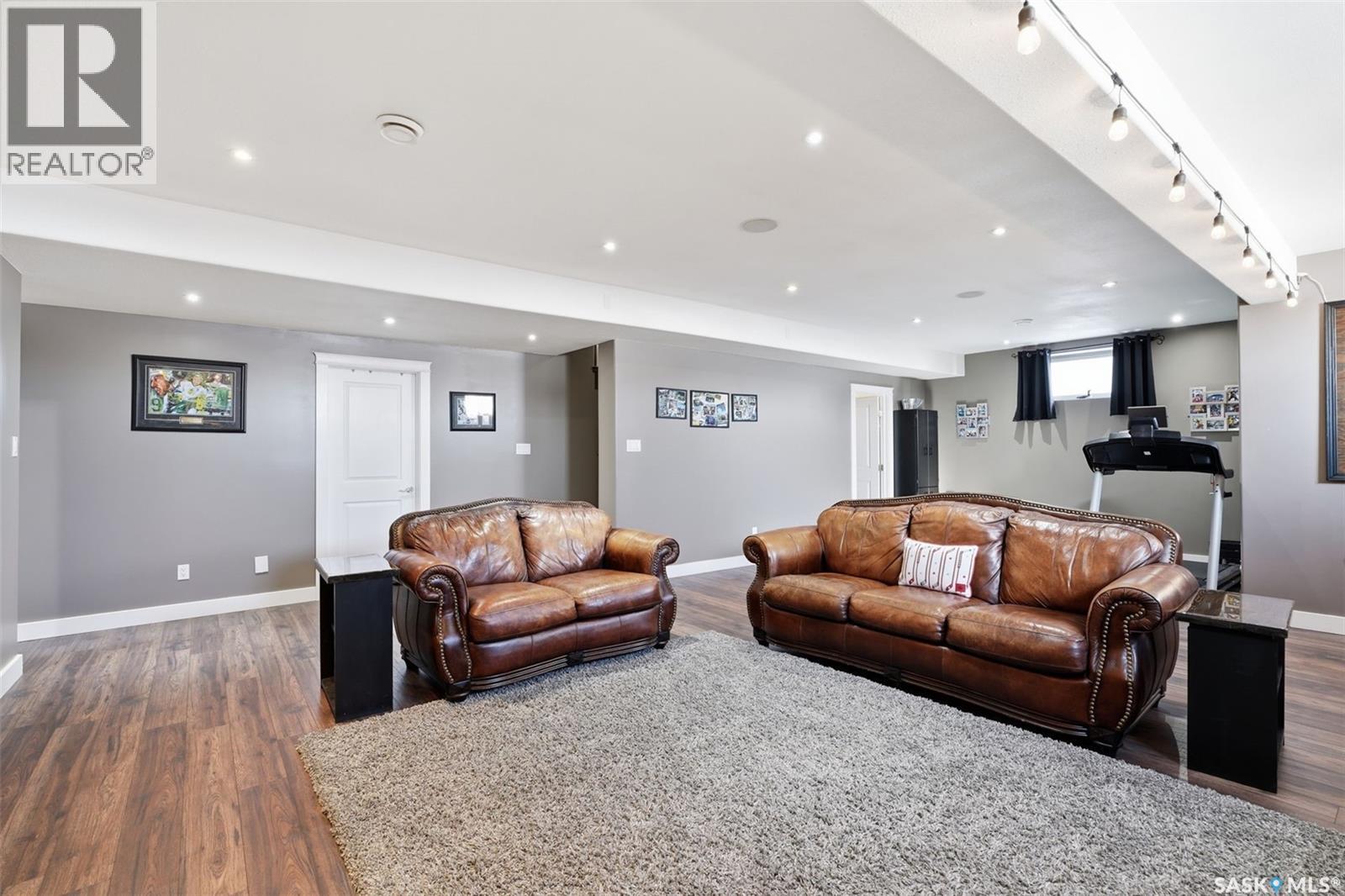 307 Brookside Drive, Warman, Saskatchewan  S0K 0A1 - Photo 19 - SK029194