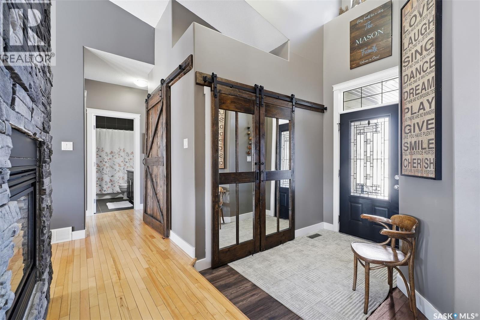 307 Brookside Drive, Warman, Saskatchewan  S0K 0A1 - Photo 4 - SK029194