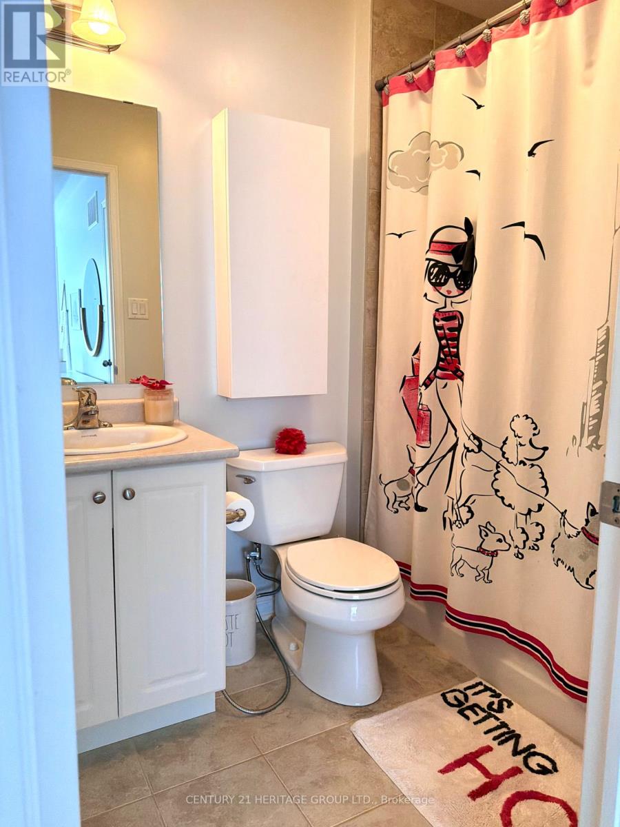 58 Russel Drive, Bradford West Gwillimbury, Ontario  L3Z 0M9 - Photo 11 - N12825090