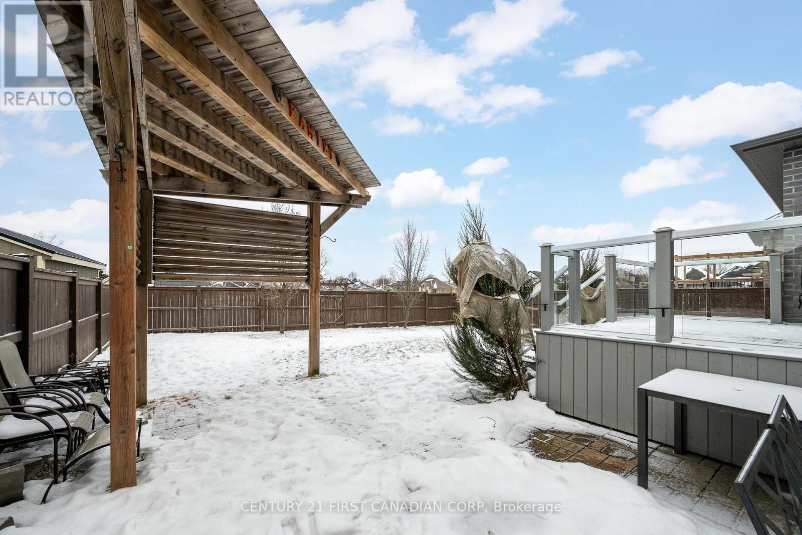 111 Coyne Lane, Lucan Biddulph, Ontario  N0M 2J0 - Photo 23 - X12821466