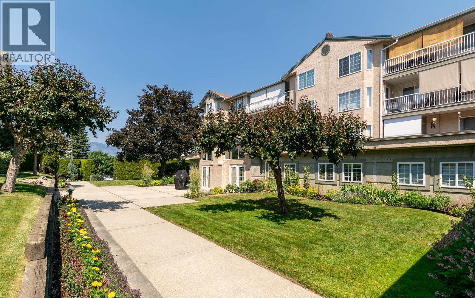 251 6 Street Se Unit# 201, Salmon Arm, British Columbia  V1E 1J9 - Photo 4 - 10377212