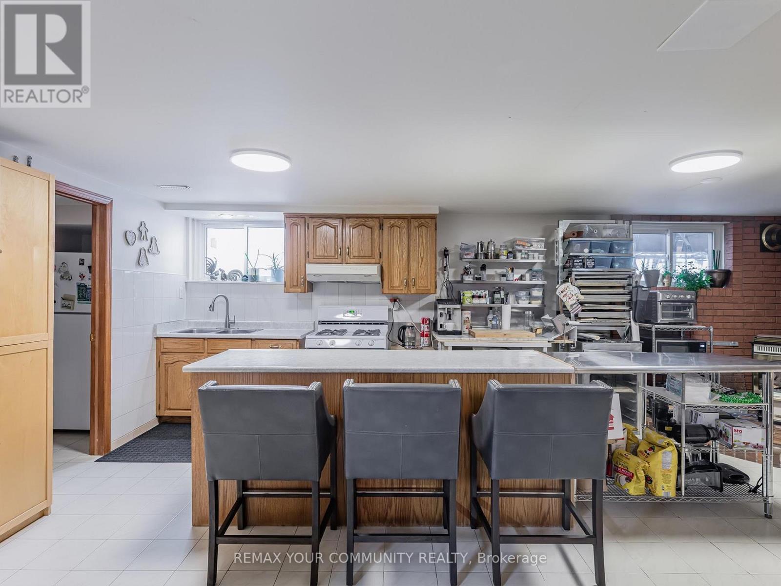 130 Spruce Avenue, Richmond Hill, Ontario  L4C 6W1 - Photo 31 - N12825202