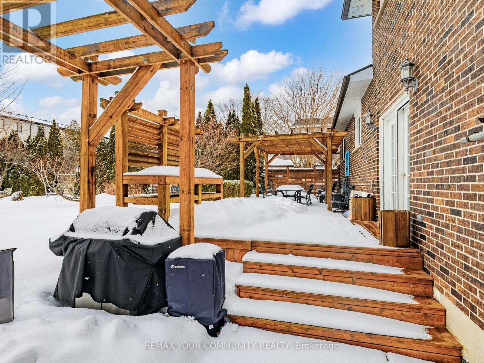 130 Spruce Avenue, Richmond Hill, Ontario  L4C 6W1 - Photo 48 - N12825202