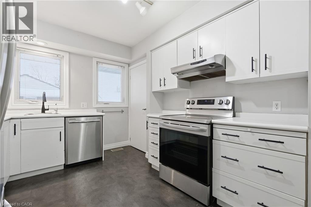 18 Harber Avenue, Kitchener, Ontario  N2C 1Y8 - Photo 8 - 40807970