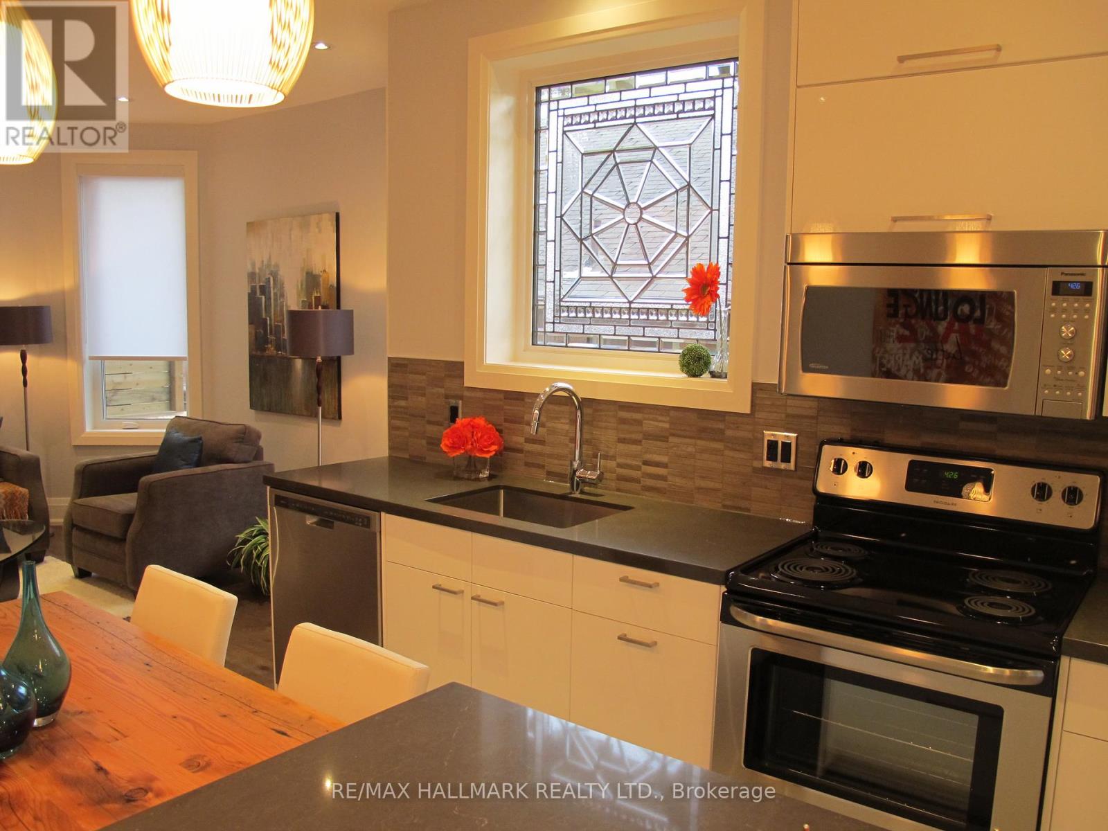 2nd Floor - 151 Rusholme Road, Toronto, Ontario  M6H 2Y6 - Photo 15 - C12825328