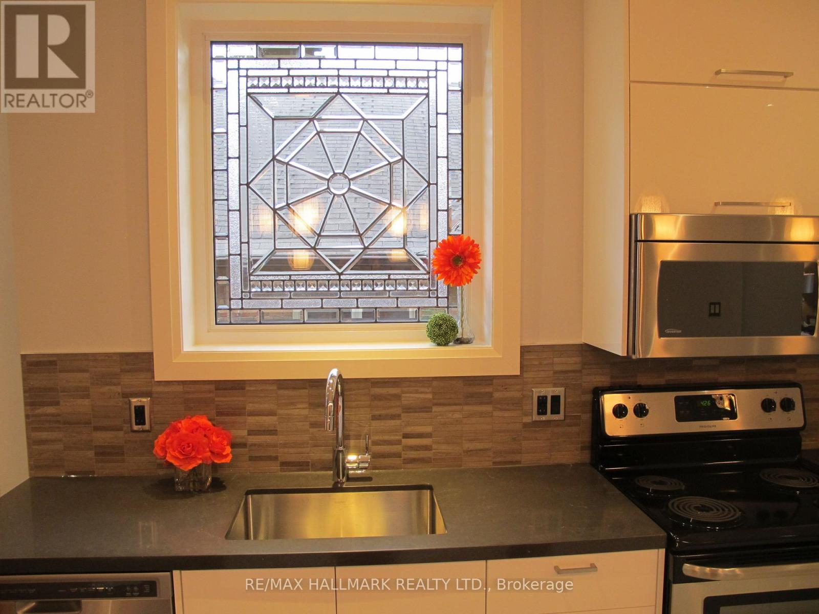 2nd Floor - 151 Rusholme Road, Toronto, Ontario  M6H 2Y6 - Photo 16 - C12825328